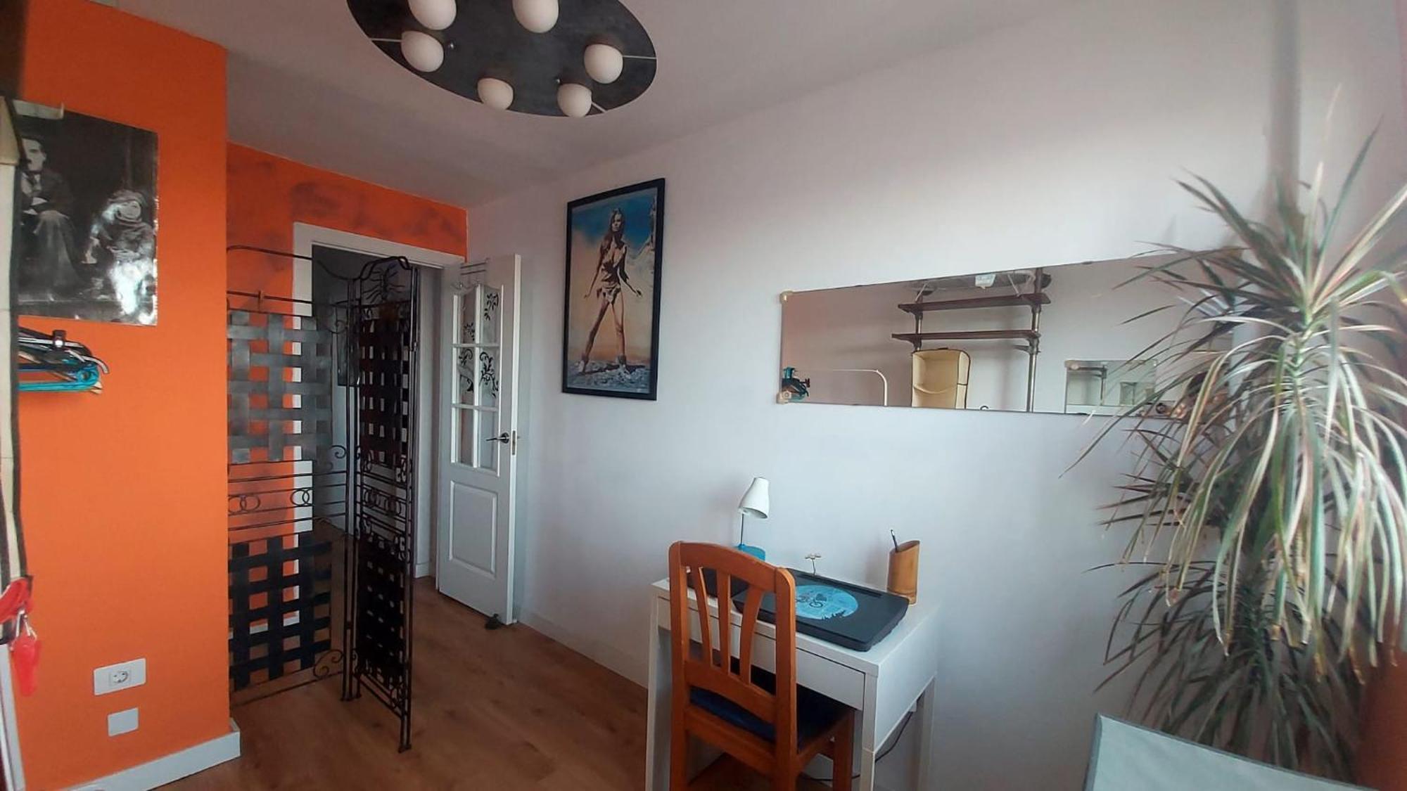 - Bien Situado En Zona Comercial - Buenas Conexiones * Santa Cruz de Tenerife